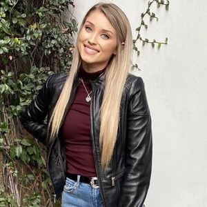 Meet your Posher, Madison